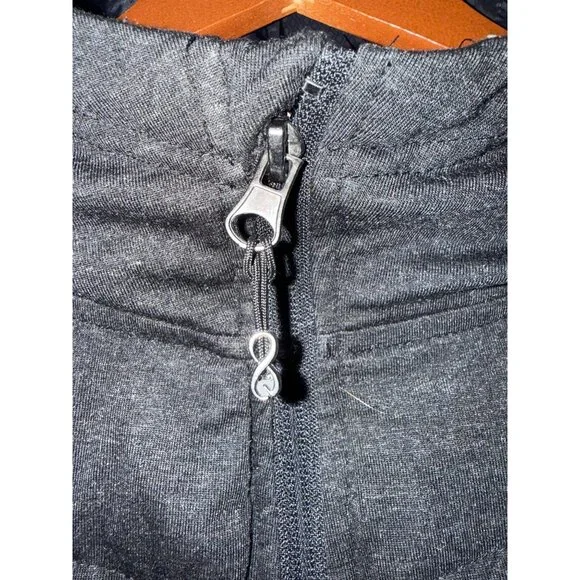 Be by Blanc Noir Black Gray Hooded Puffer Quilted Vest Size Large - Picture 11 of 13